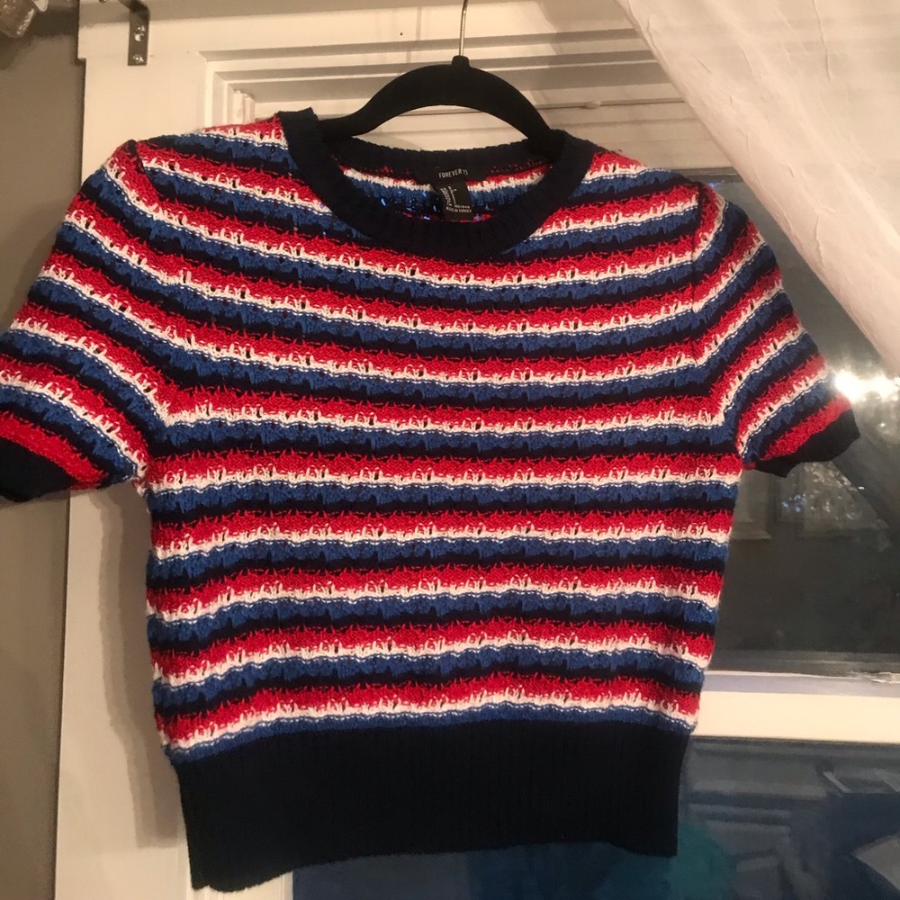 Forever 21 70s Crop Short Sleeve Sweater